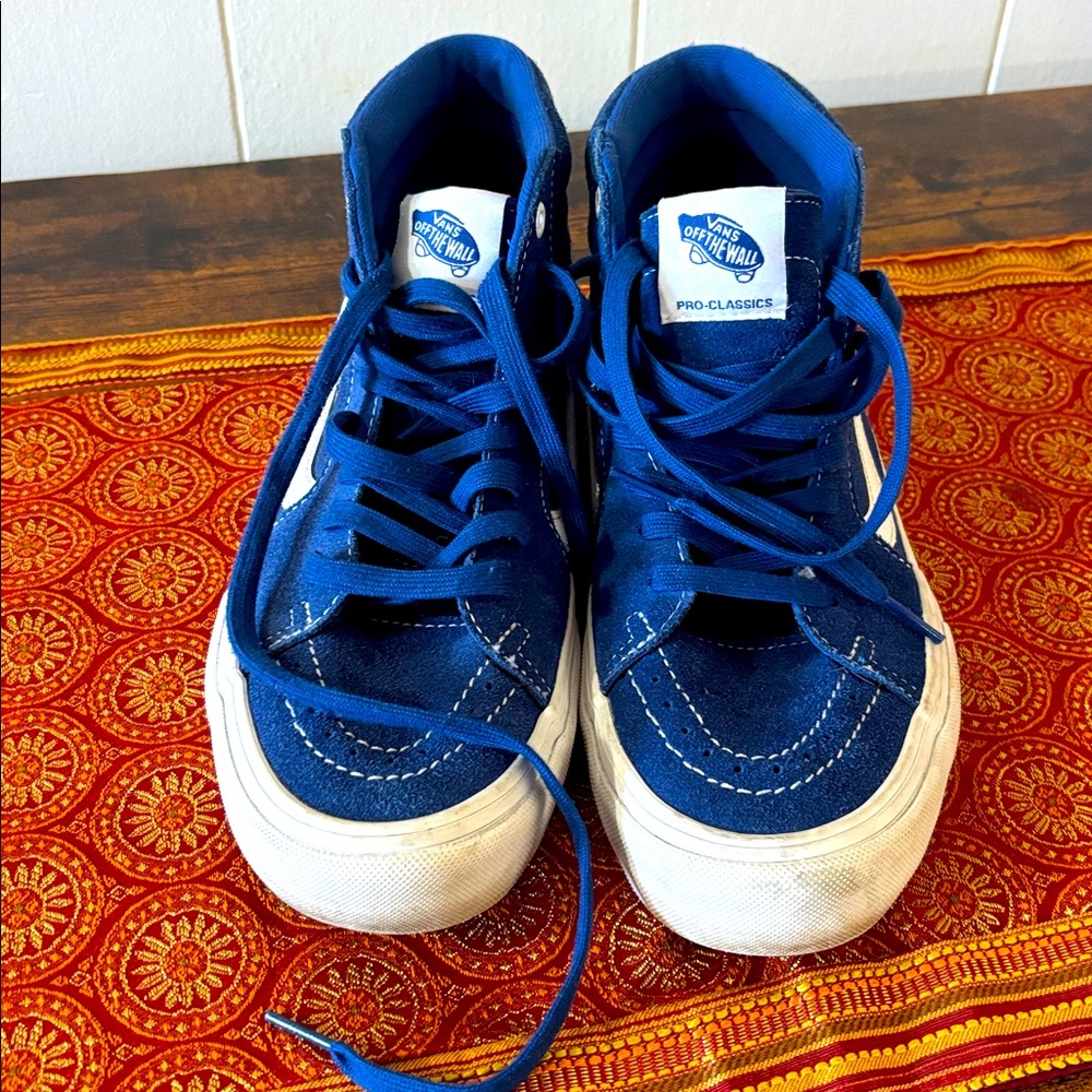 Vans men’s high tops - Picture 2 of 7